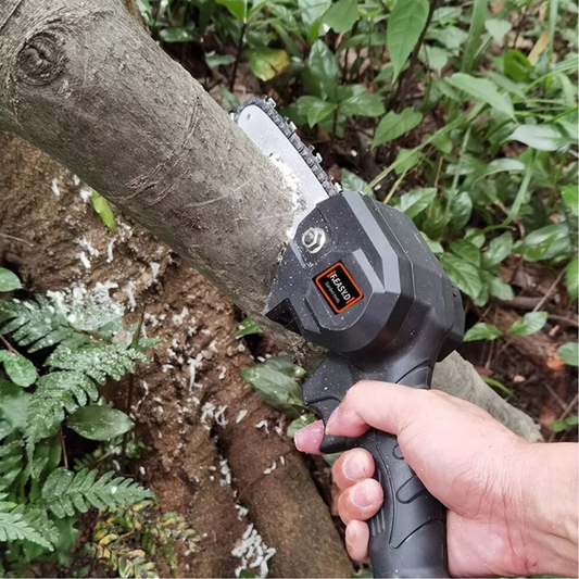 Mini Motosierra Eléctrica 24V Bivolt Recargable Portátil
